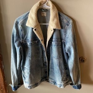 Gap denim jacket with Sherpa collar